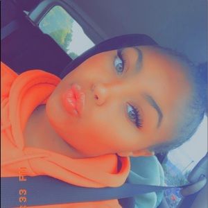 Meet your Posher, Zarriah